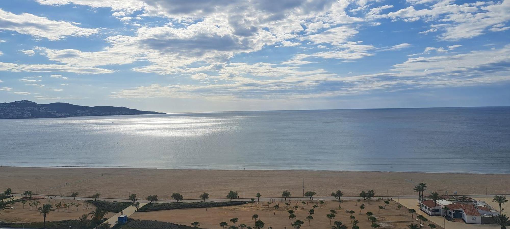 Estudio En Primera Linea De Mar Empuriabrava Εξωτερικό φωτογραφία
